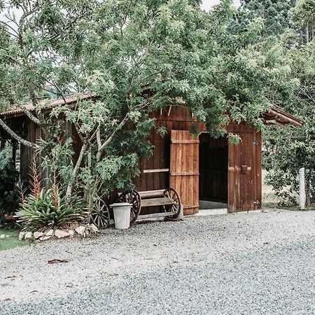 Fazenda Momm - Pousada E Eventos Camboriu Dış mekan fotoğraf